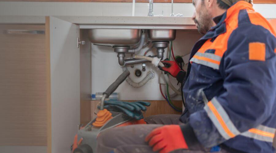 Professional slab leak plumber services in Cantil, CA